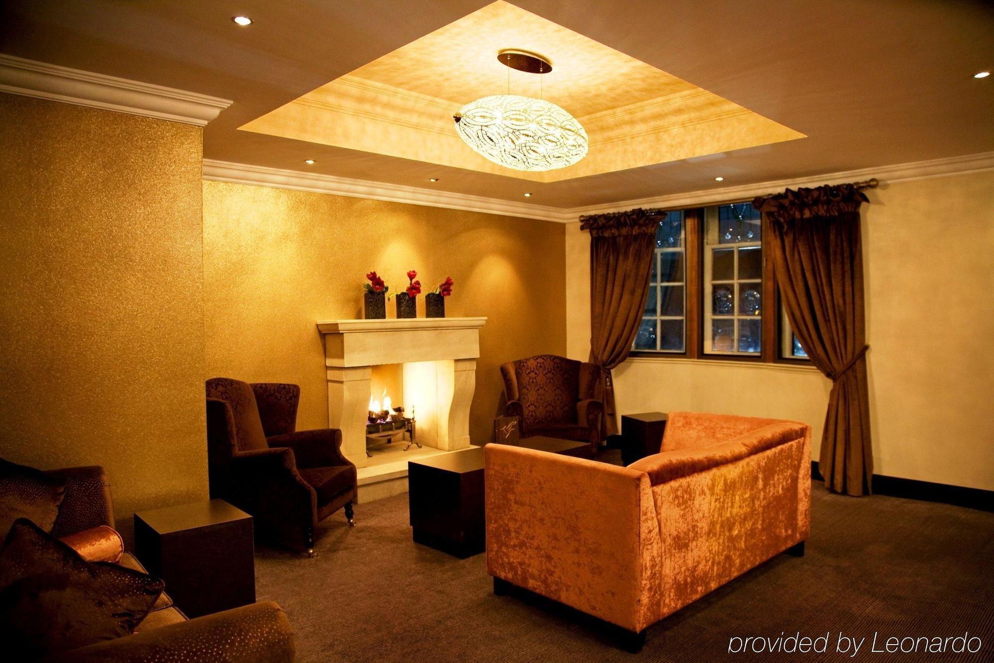 The Popinjay Hotel Larkhall  Exterior photo