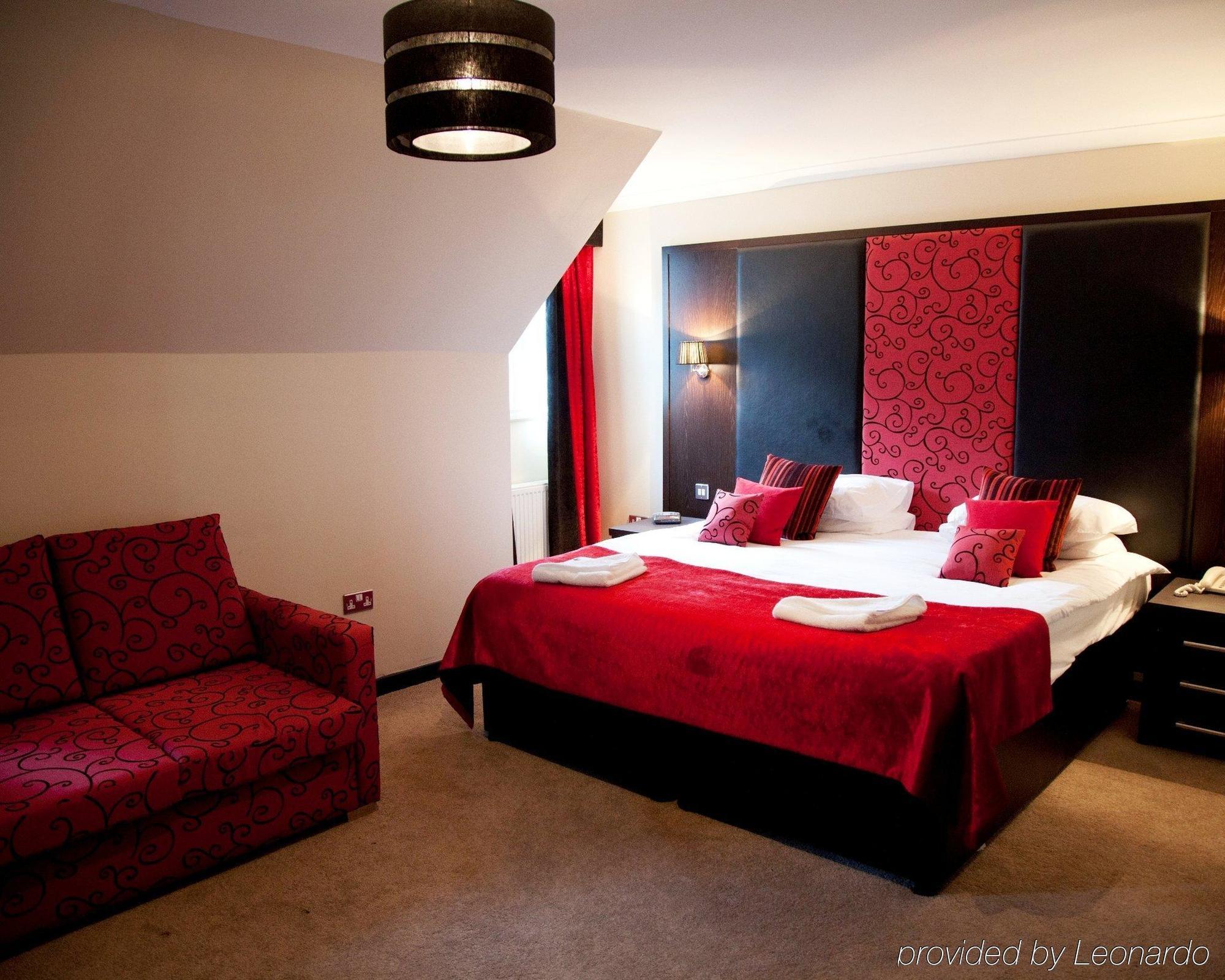The Popinjay Hotel Larkhall  Exterior photo