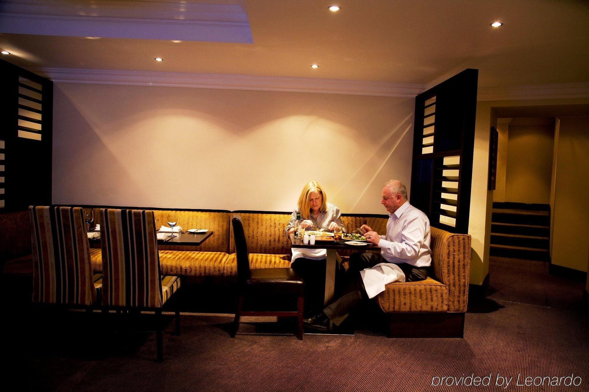 The Popinjay Hotel Larkhall  Exterior photo