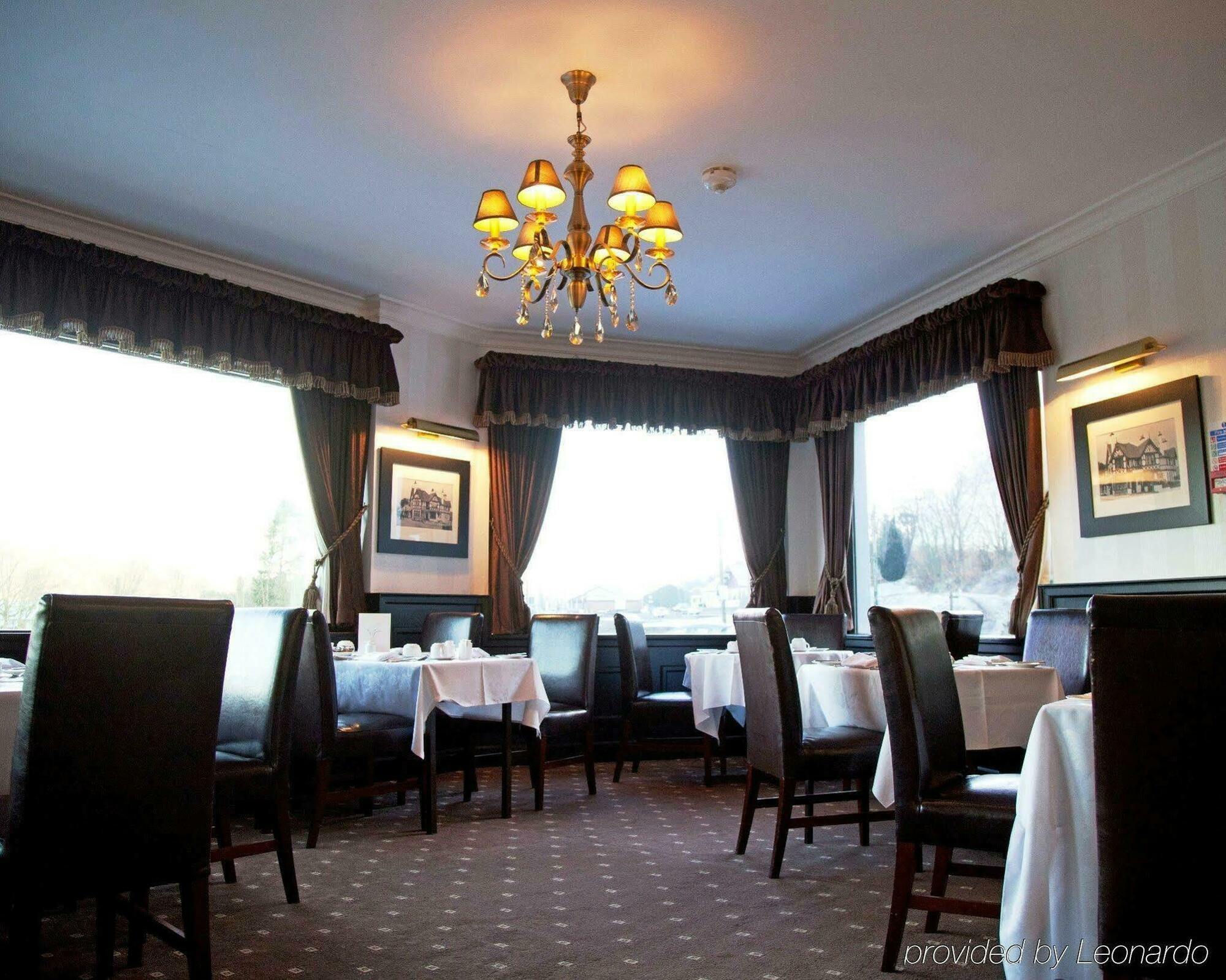 The Popinjay Hotel Larkhall  Exterior photo